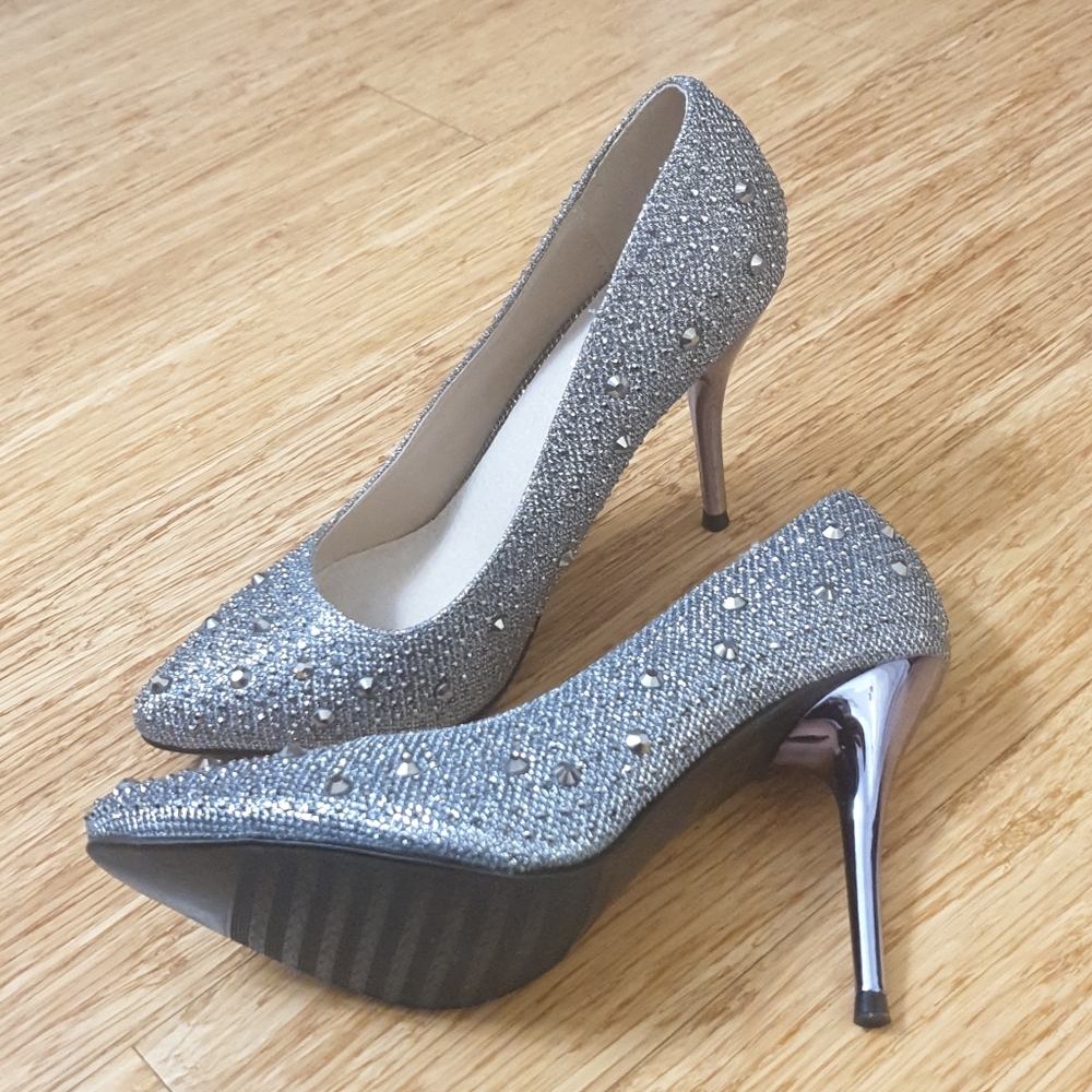 Lulu heels by Lady couture pumps sz 5